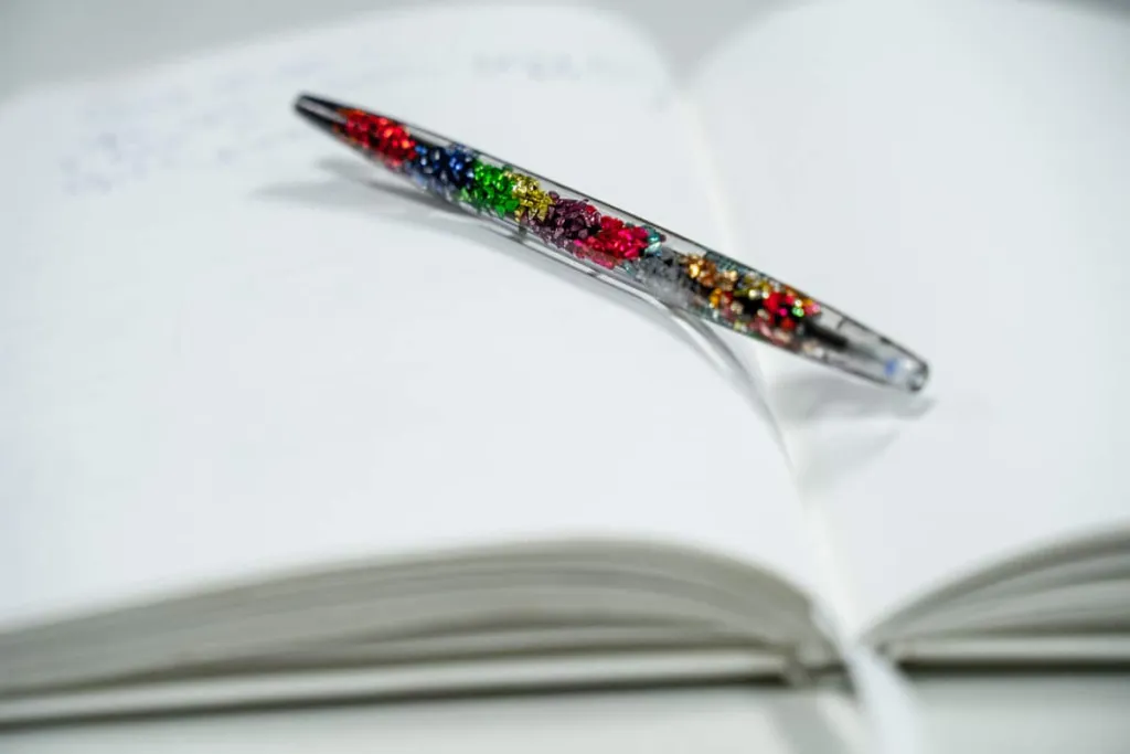 Epoxy Resin pen to pour Epoxy Resin pen to pour
